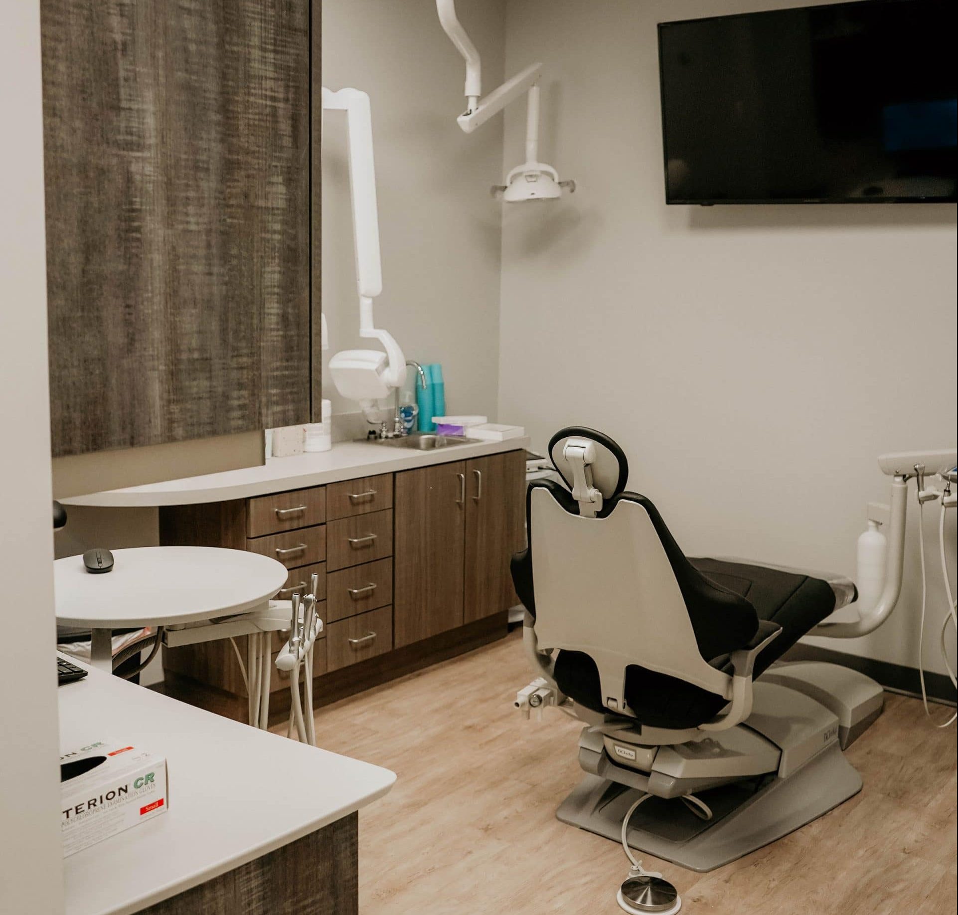 Dentist chair, interior office of Magnolia Dental Group