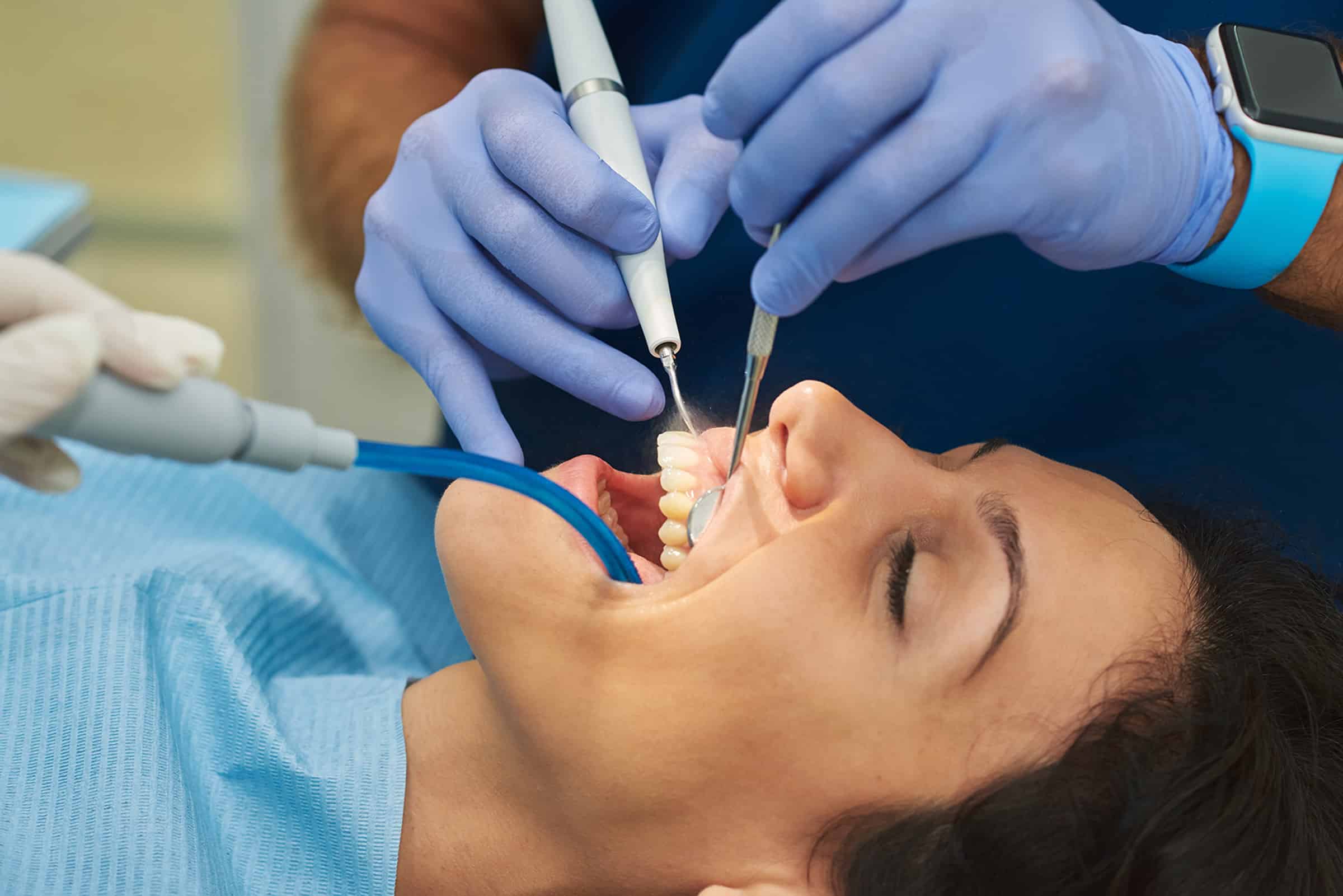Woman getting periodontal treatment in Murfreesboro, TN